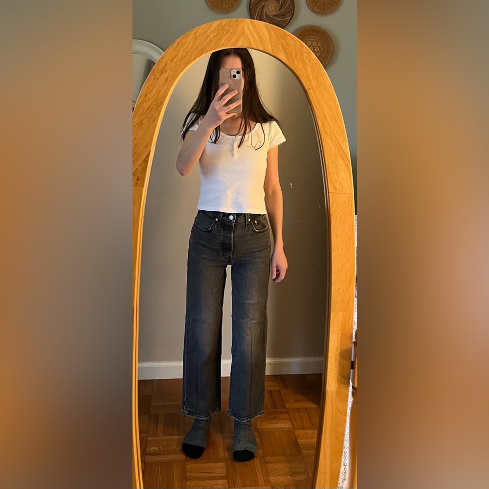 Levi’s Ribcage Straight Ankle Jeans